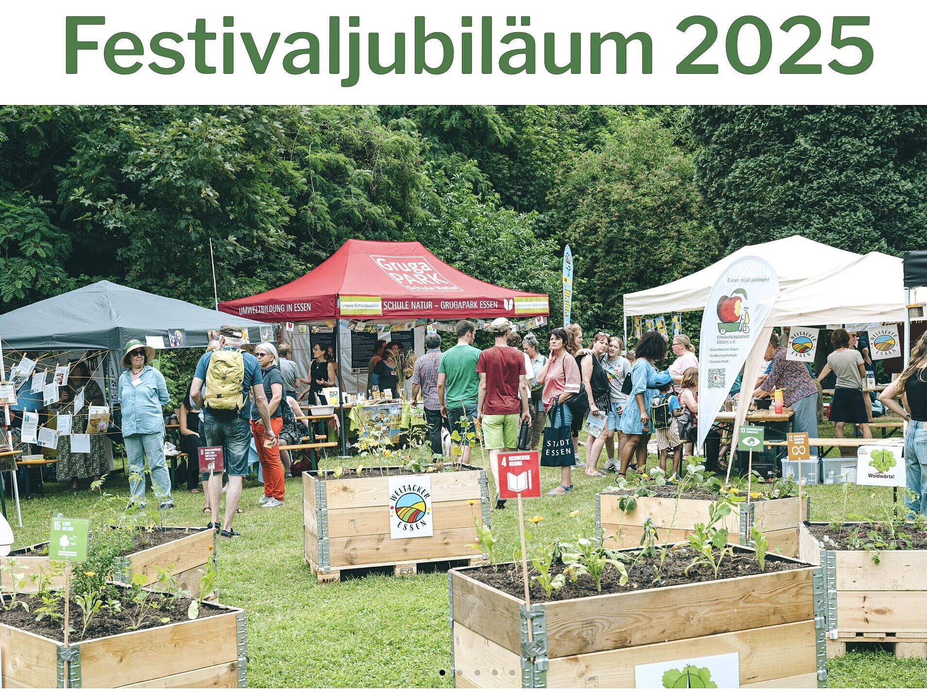 Festzelte und Hochbeete beim Guten Klima Festival 2025